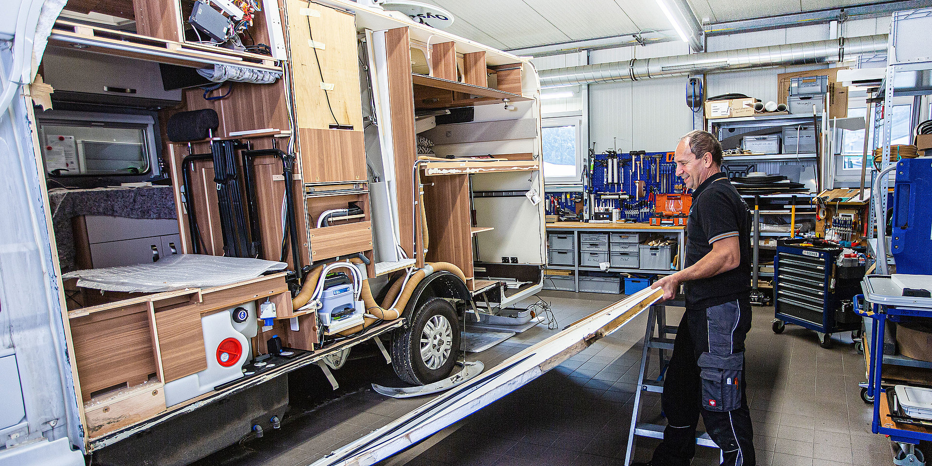 Service-Werkstatt für Wohnmobile und Wohnwagen im Burmeister Caravan Center