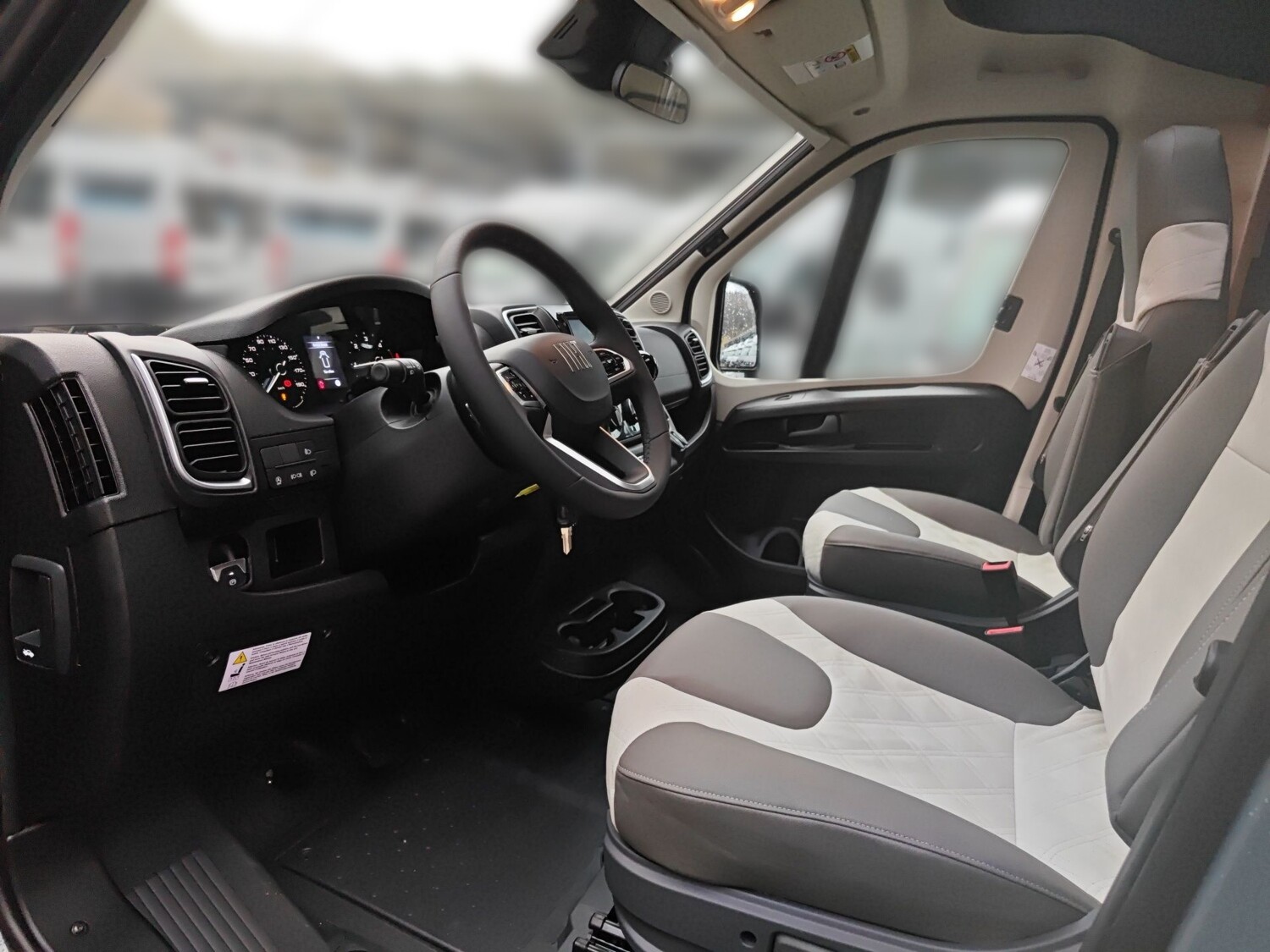 Knaus L!VE WAVE PLATINUM SELECTION 650 MEG Live Wave 2026