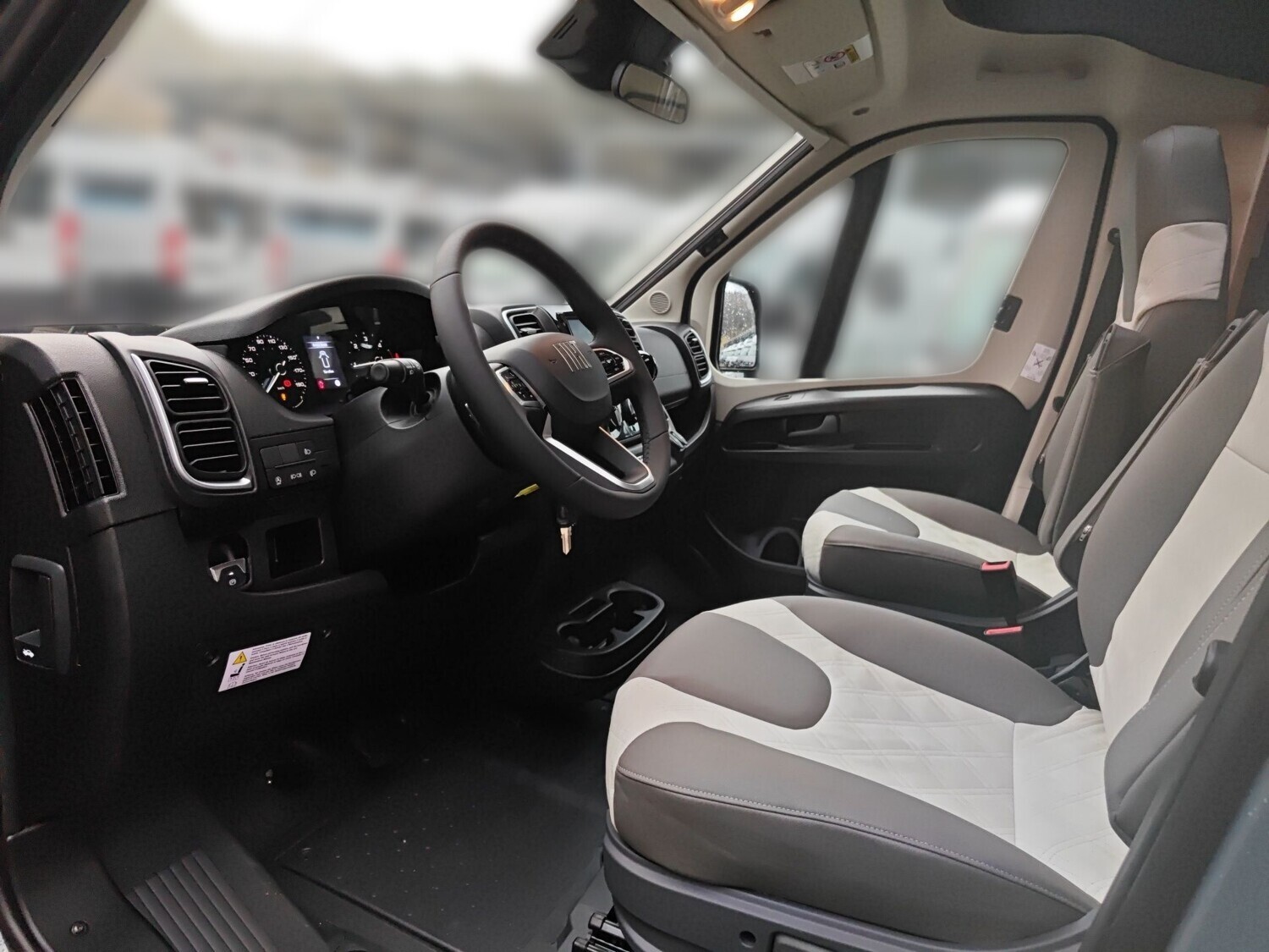 Knaus L!VE WAVE PLATINUM SELECTION 650 MEG Live Wave 2026