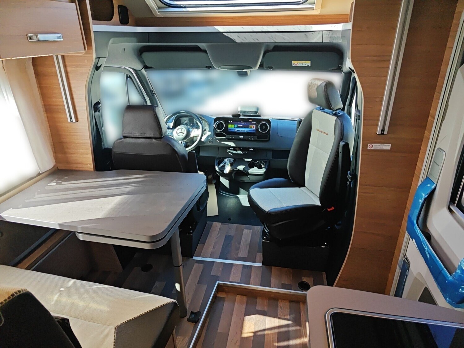 Weinsberg CaraCompact Suite MB EDITION PEPPER 640 MEG 2026 | Bild 10