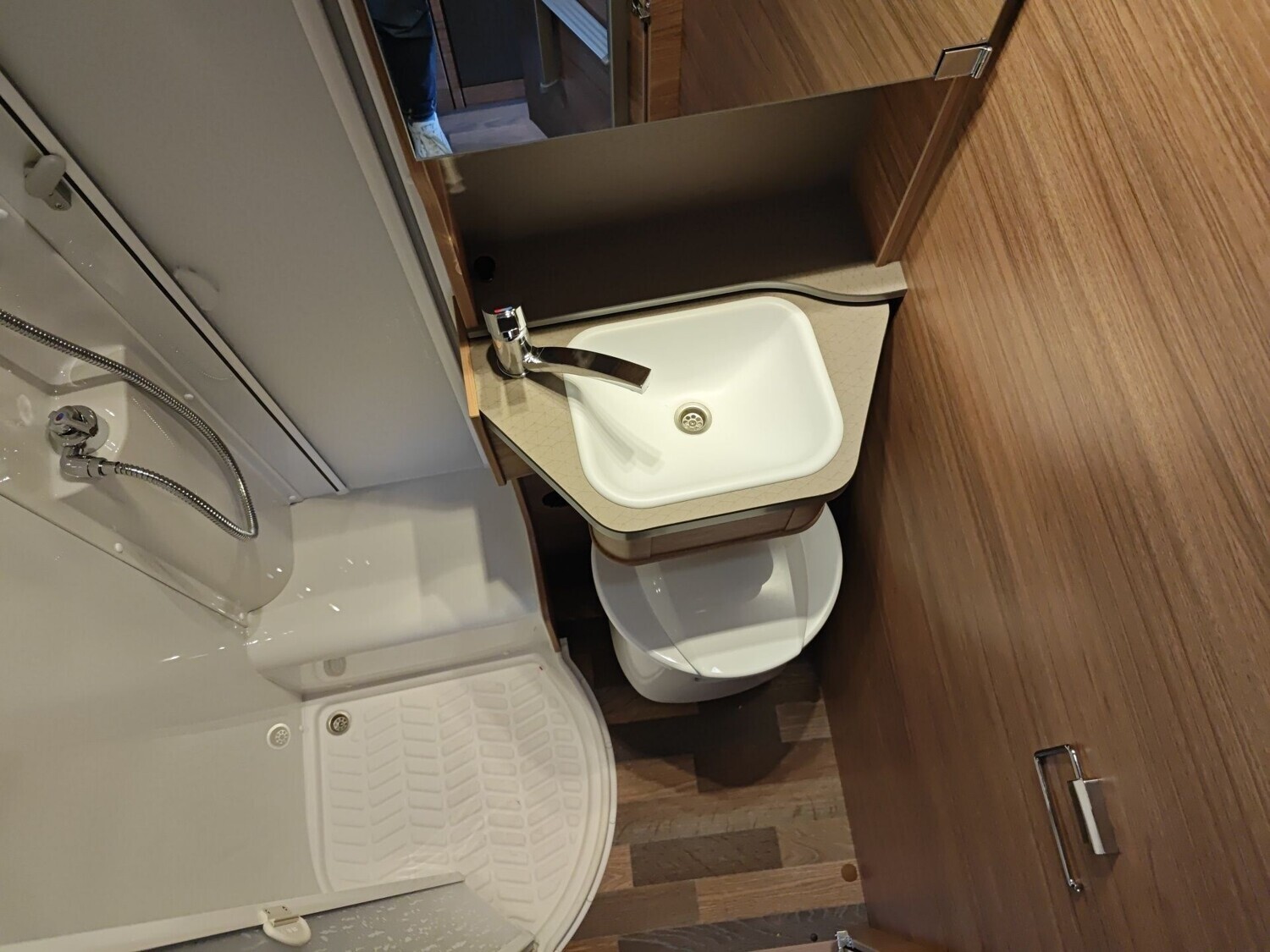 Weinsberg CaraCompact Suite MB EDITION PEPPER 640 MEG 2026 | Bild 14