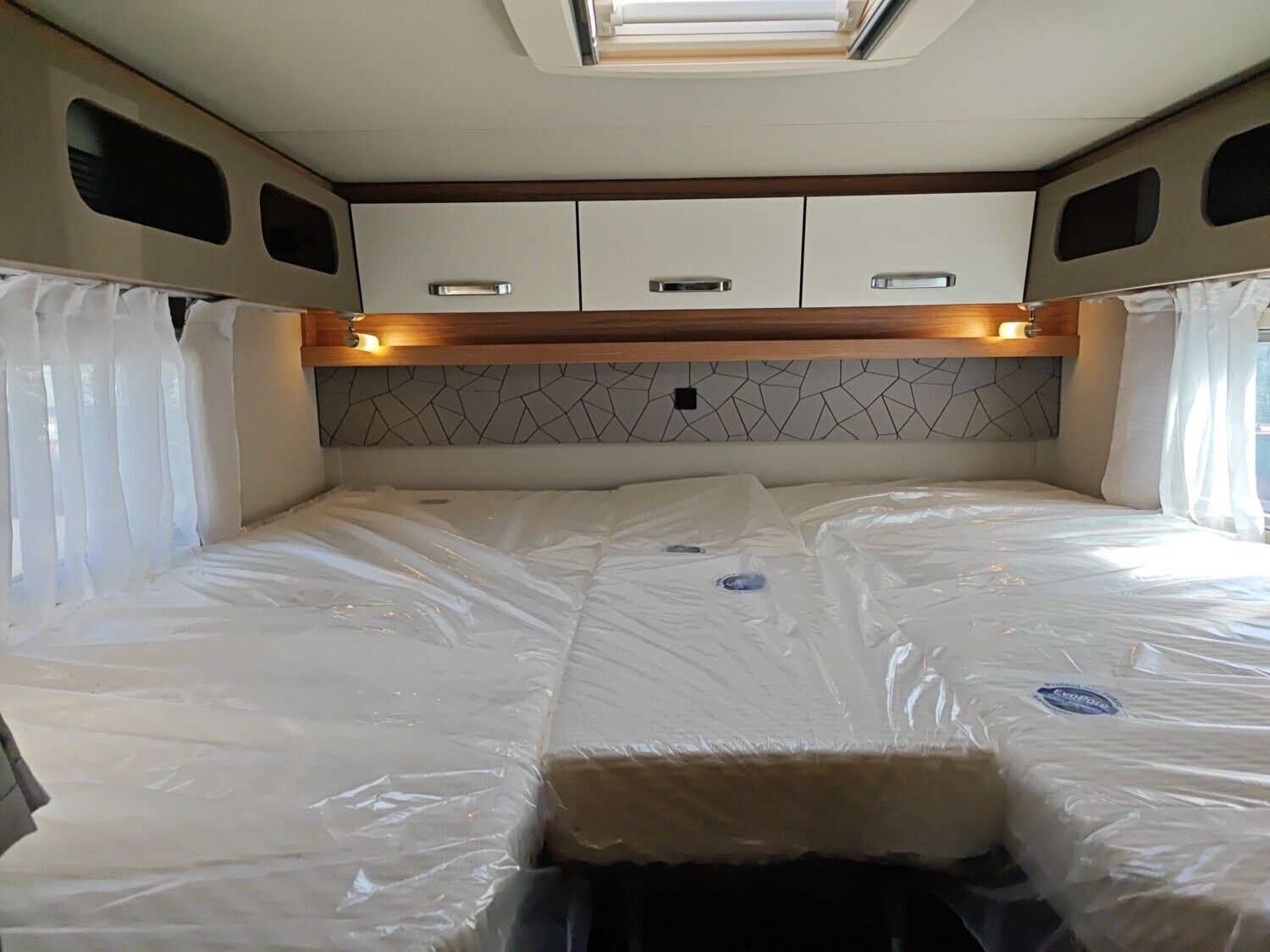 Weinsberg CaraCompact Suite MB EDITION PEPPER 640 MEG 2026 | Bild 15