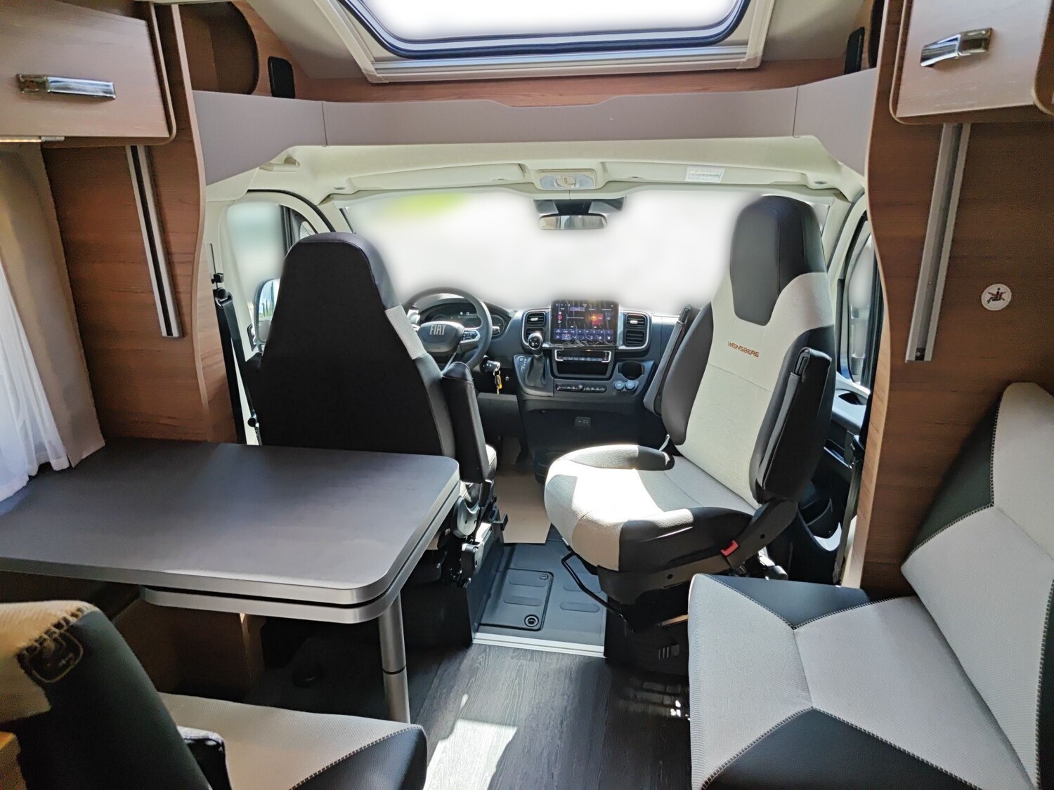 Weinsberg CaraSuite EDITION SPICY 700 MEG 2027 | Bild 9