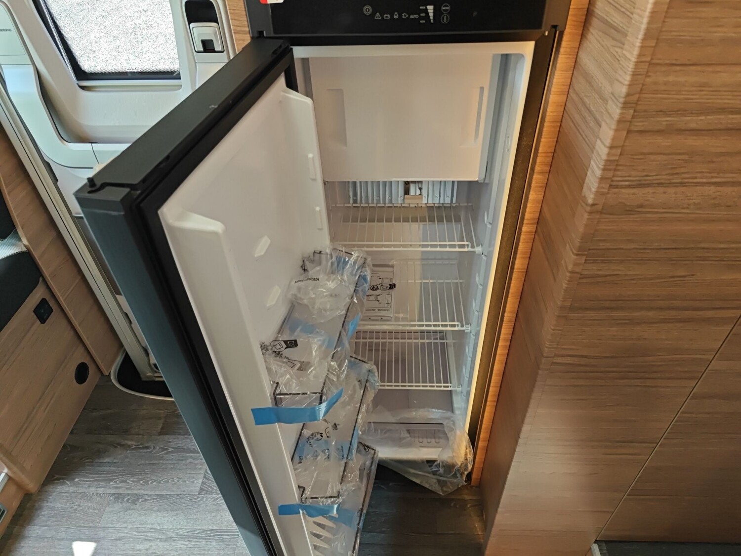 Weinsberg CaraSuite EDITION SPICY 700 MEG 2027 | Bild 12