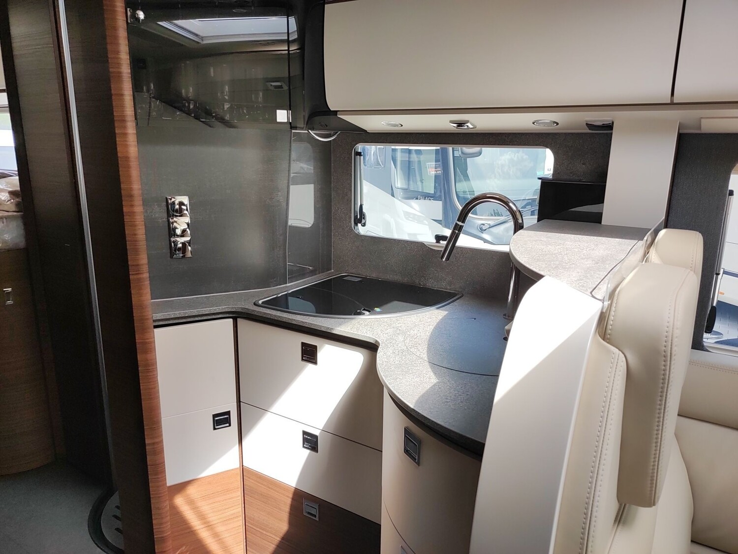 Carthago chic c-line I 4.9 LE L Mercedes 2026 | Bild 12